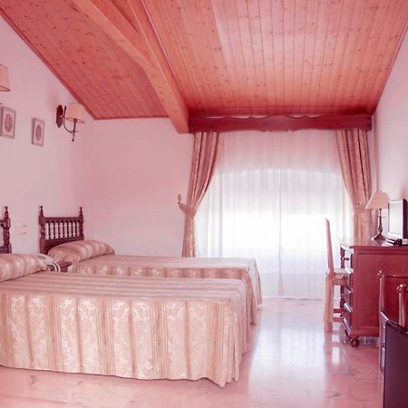 Hotel Victoria Trujillo Zewnętrze zdjęcie